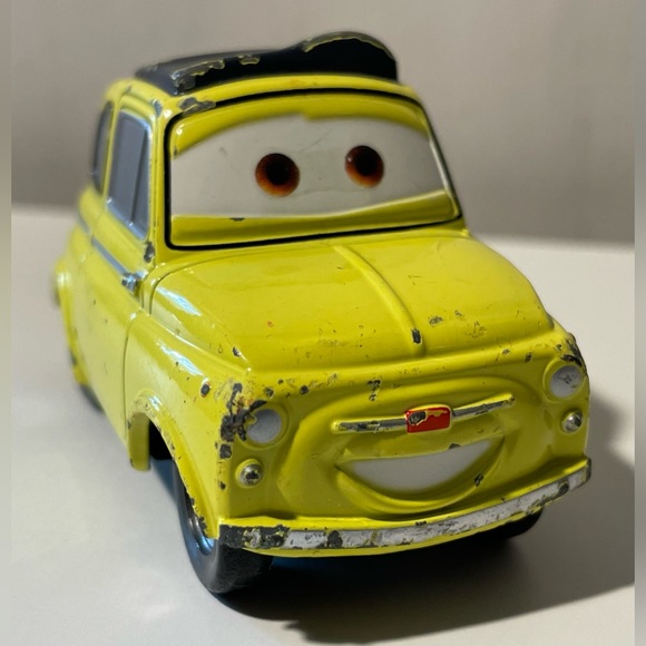 Vintage Disney Pixar Cars yellow Luigi Fiat 500 Cinquecento 1:55 Scale Diecast - Picture 2 of 7